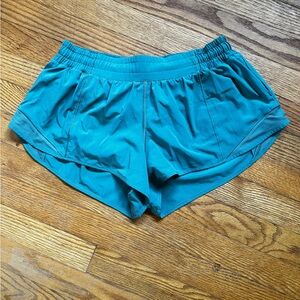 LuLulemon Hotty Hot High-Rise Lined Short 2.5"